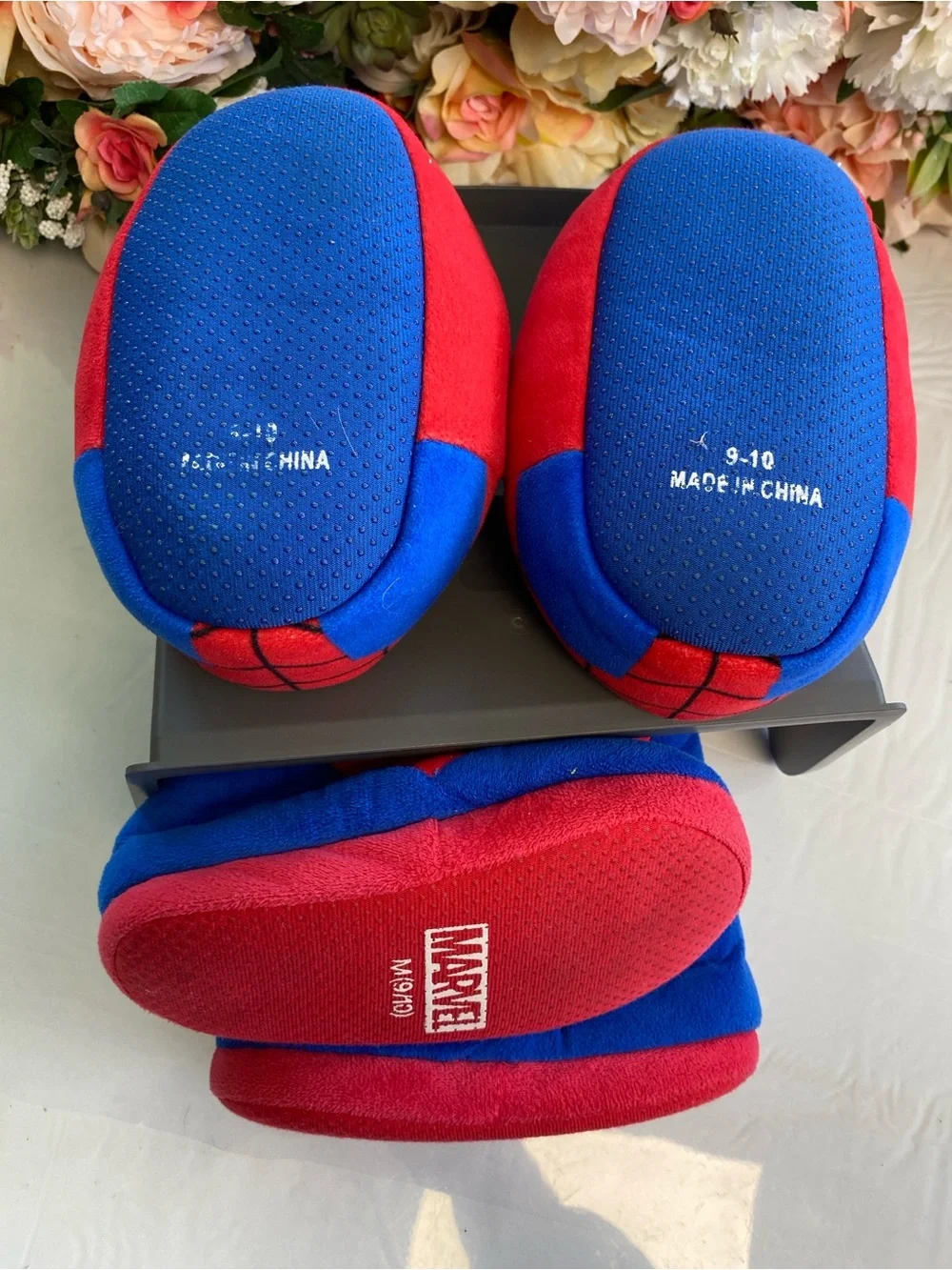 Spider-Man Kids Plush Slipper Bundle 2 Pairs Red Size 9/10 Cozy Indoor Shoes